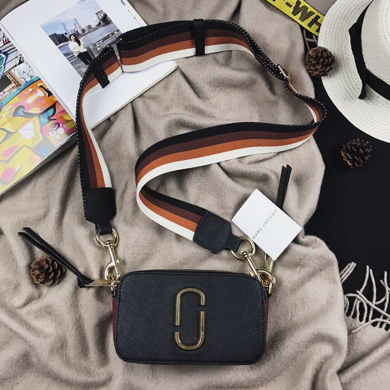 Marc Jacobs Snapshot · 18×11×6 cm