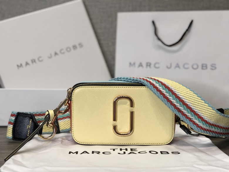 Marc Jacobs The Snapshot Camera Crossbody Bag in Pale Yellow Multicolor