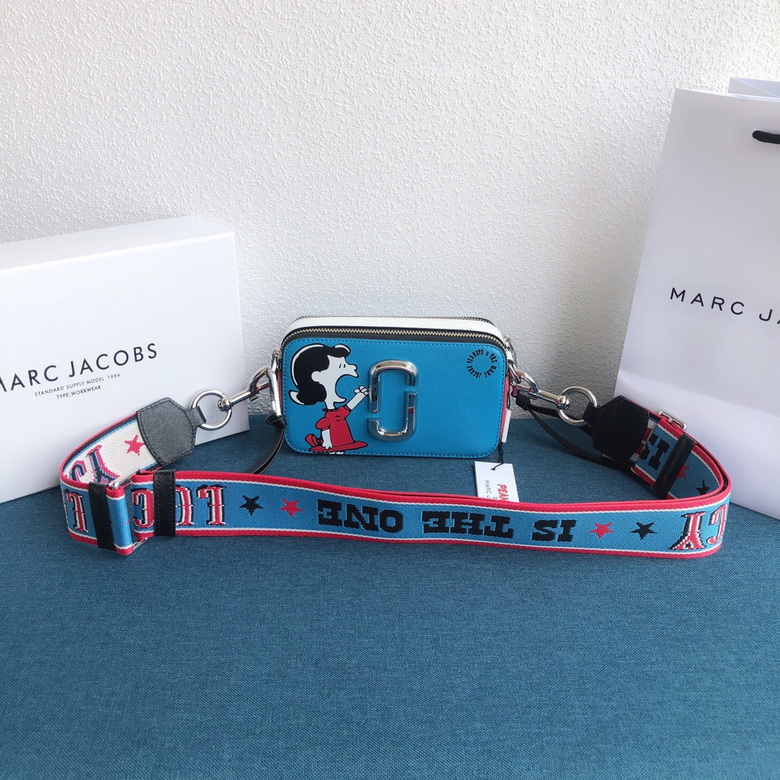 Marc Jacobs Snapshot Camera Crossbody Bag in Blue with Peanuts Lucy Print