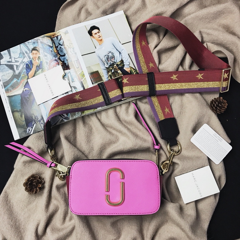 Marc Jacobs Snapshot Small Camera Crossbody Bag in Pink with Star Strap