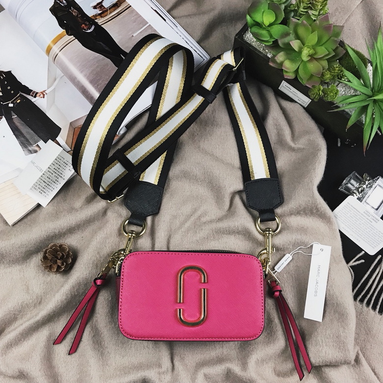 Marc Jacobs Snapshot Small Camera Crossbody Bag in Hot Pink Textured Leather