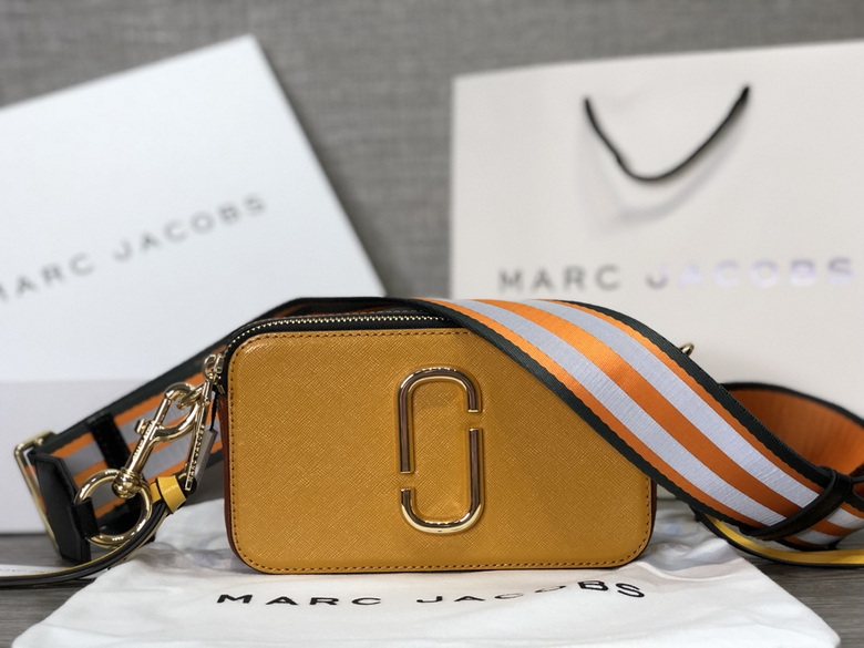 Marc Jacobs Snapshot · 18×11×6 cm