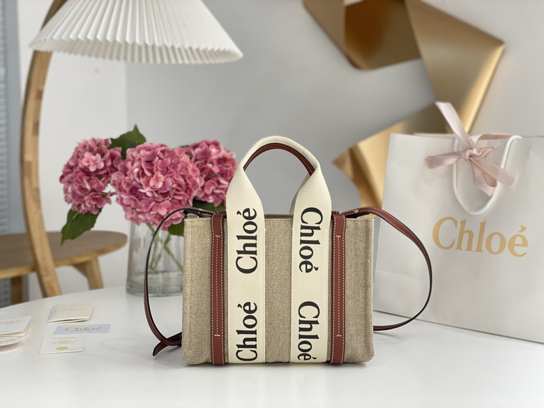 Chloé Woody Tote Bag in Natural Canvas with Tan Leather and Logo Straps