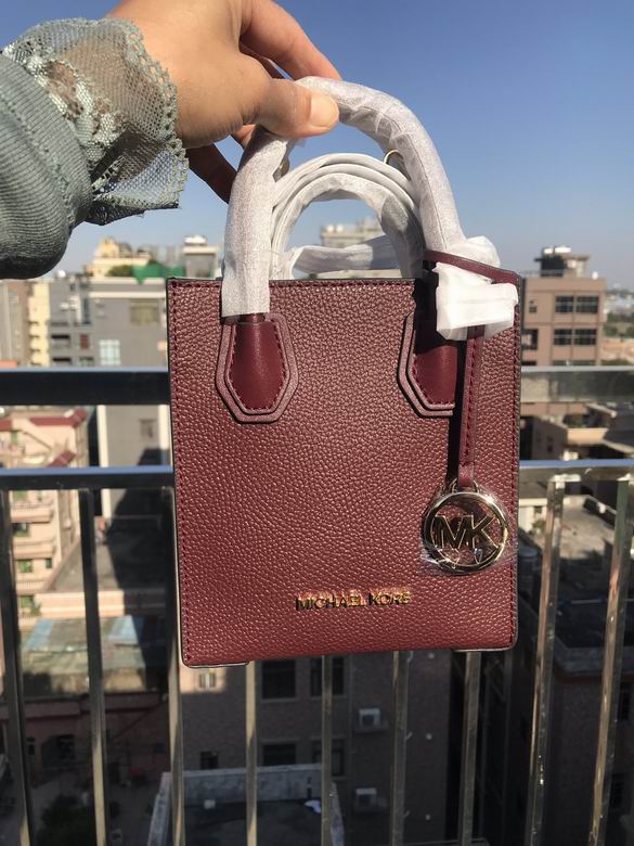 Michael Kors Mercer · 15×17×6 cm