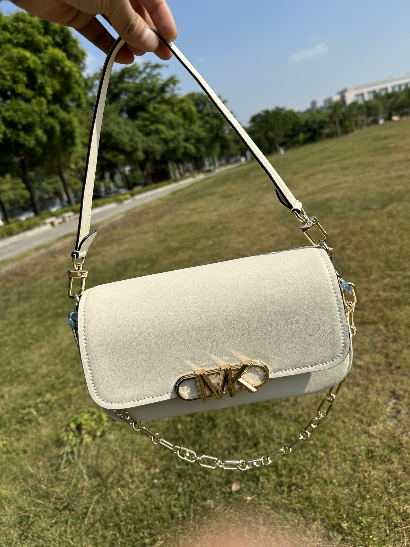 Michael Kors Parker Medium Shoulder Bag in Cream Leather with Gold MK Logo