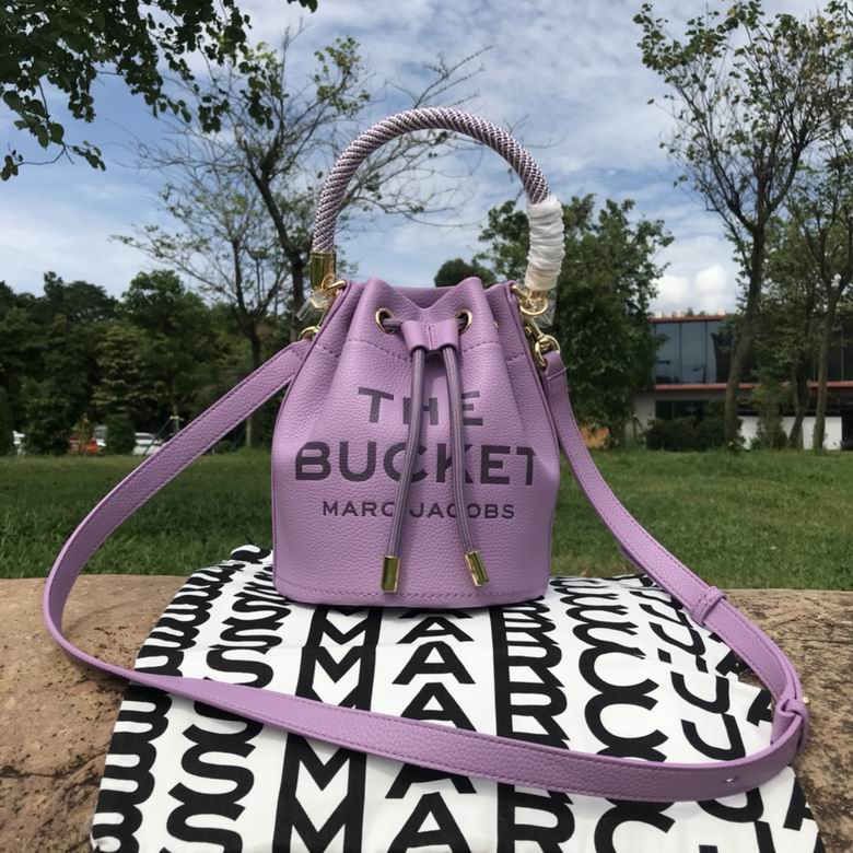 Marc Jacobs The Bucket Bag in Lilac Pebbled Leather with Rope Handle