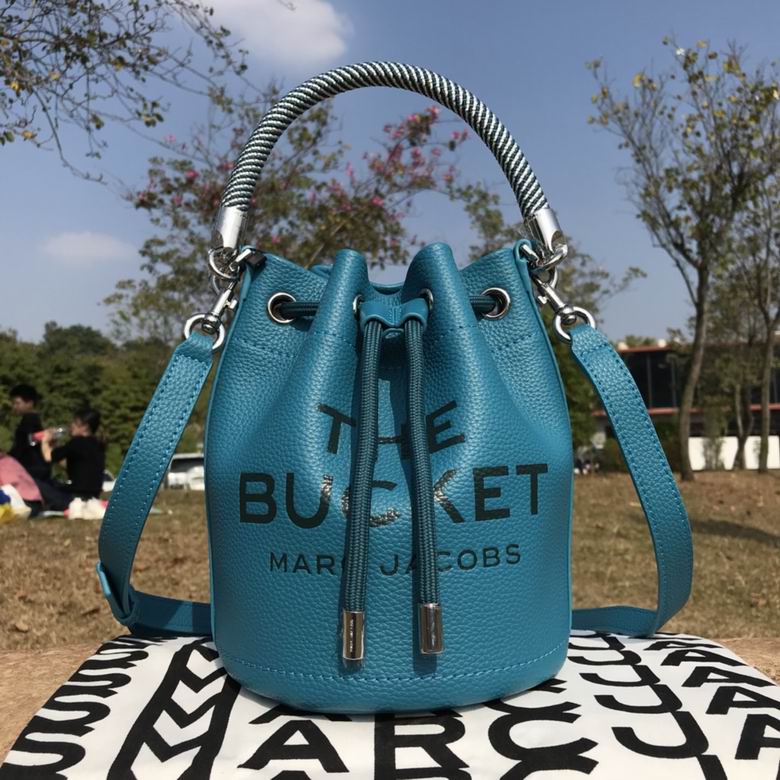 Marc Jacobs The Bucket Bag in Teal Blue Pebbled Leather with Rope Handle