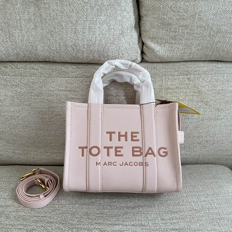Marc Jacobs The Tote Bag Small Leather Tote with Strap in Light Pink