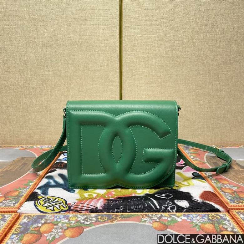 DG One shoulder 1:1