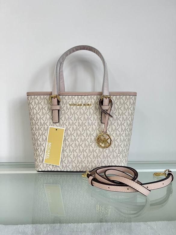 Michael Kors Jet Set Travel · 22×19.5×10 cm