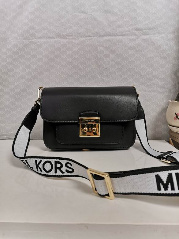 Michael Kors Sloan Editor Shoulder Bag in Black with Logo Strap