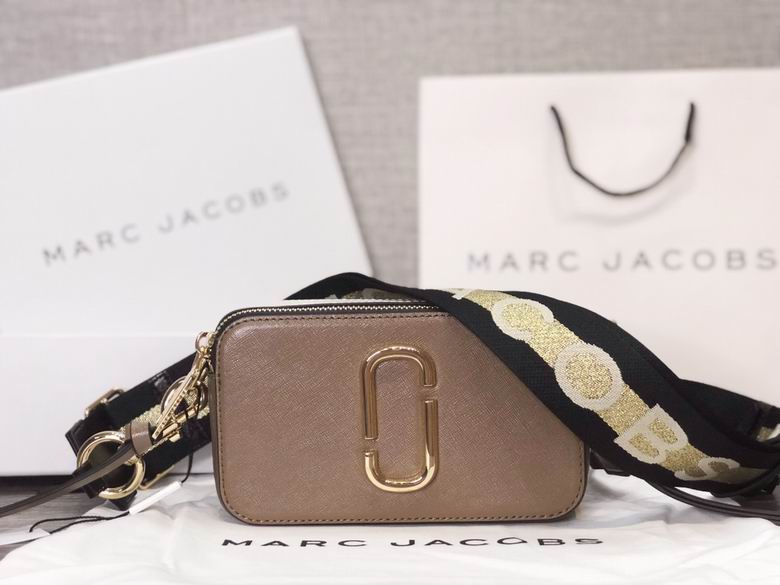 Marc Jacobs Snapshot · 18×11×6 cm