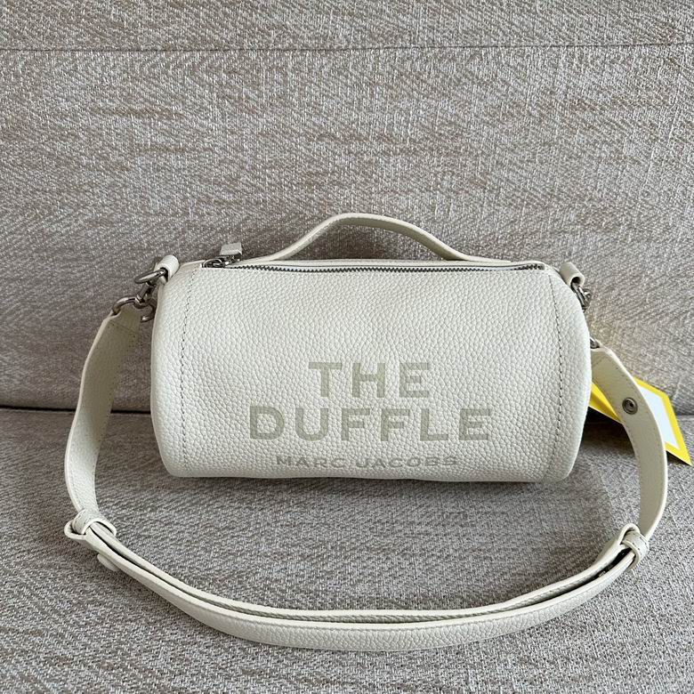 Marc Jacobs The Duffle Barrel Crossbody Bag in Cream Pebbled Leather