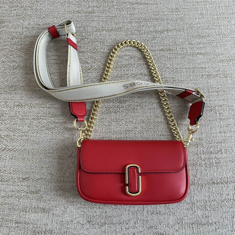 Marc Jacobs The J Marc Shoulder Bag in Red Leather with Gold Chain and Logo Strap