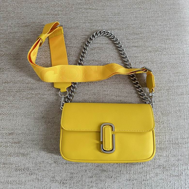 Marc Jacobs The J Marc Shoulder Bag in Yellow Leather with Chain and Logo Strap
