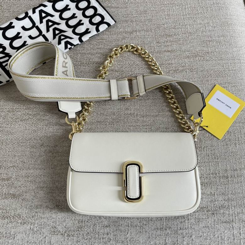 Marc Jacobs The J Marc Shoulder Bag in Ivory Leather with Chain and Webbing Strap