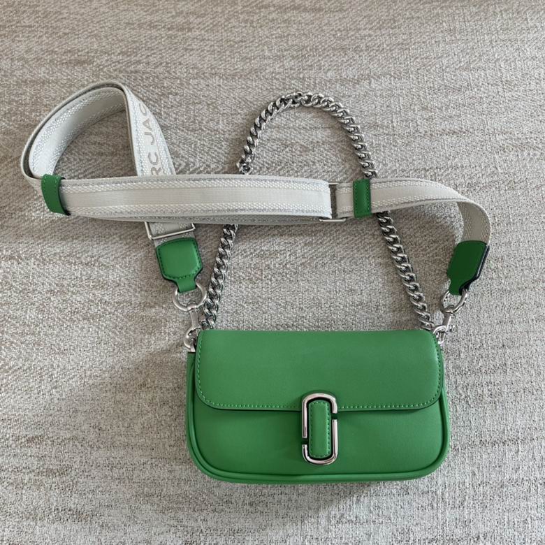 Marc Jacobs The J Marc Shoulder Bag in Green Leather with Chain and Logo Strap