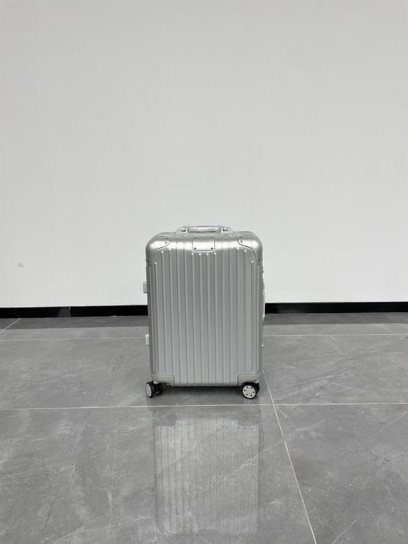 Rimowa Original Cabin Aluminum Suitcase with Four Wheels in Silver