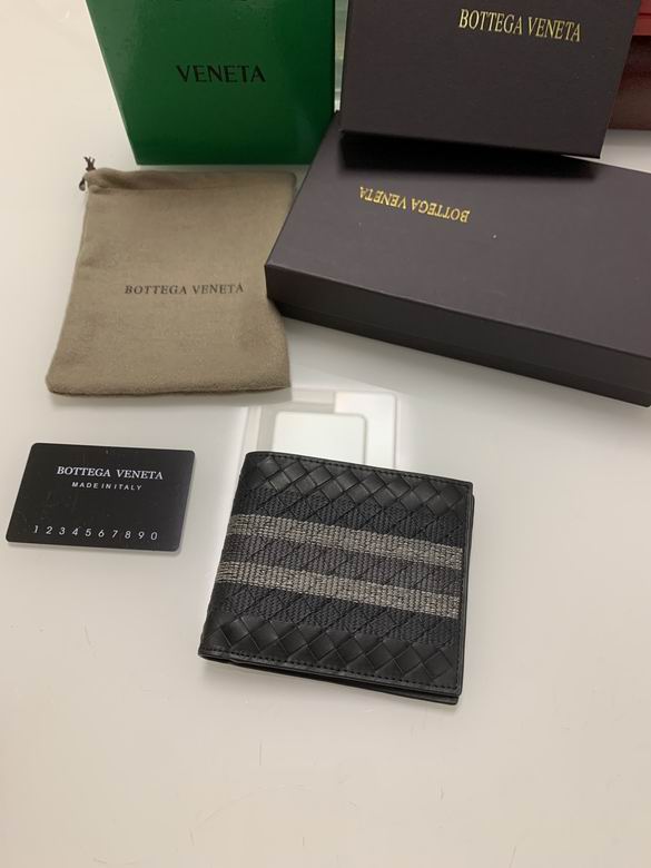 Bottega Veneta Intrecciato Bi-Fold Wallet in Black Woven Leather with Gray Stripe