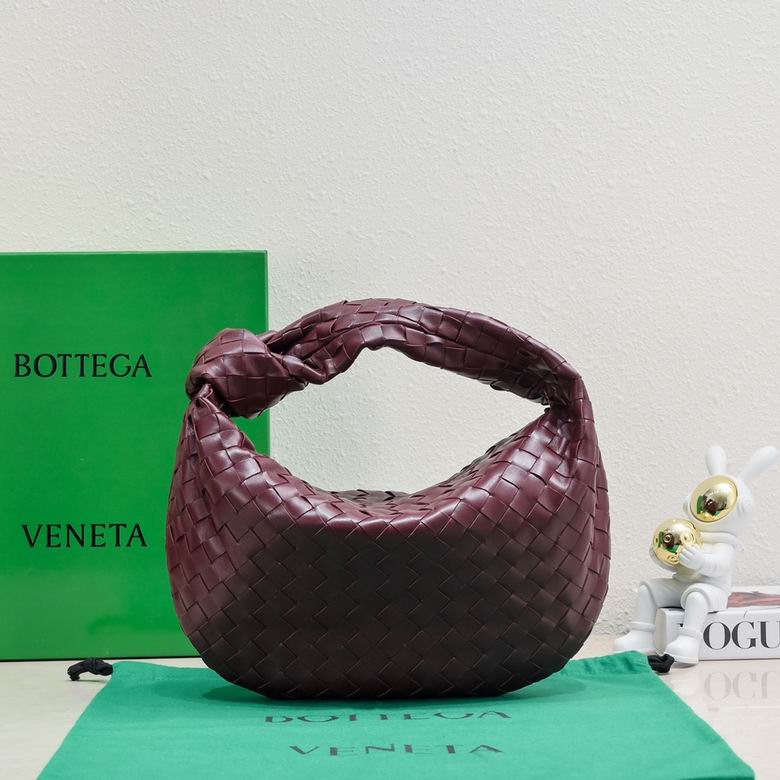 Bottega Veneta Jodie Knotted Hobo Bag in Burgundy Intrecciato Leather