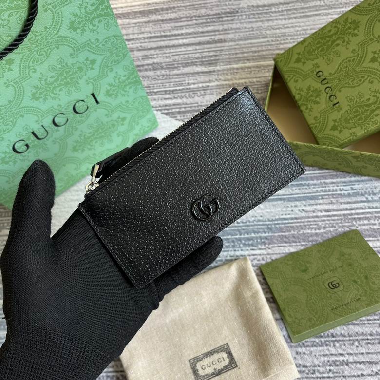 Gucci GG Marmont Zip Card Case Wallet in Black Grained Leather