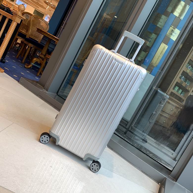 Rimowa Original Trunk Aluminum Suitcase with Spinner Wheels in Silver