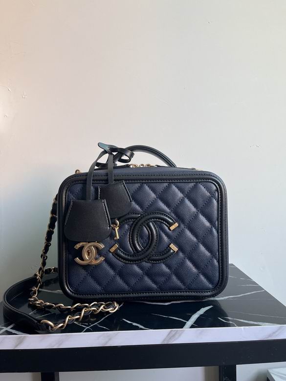 Chanel CC Filigree Vanity Case Small Bag in Navy Quilted Grained Leather