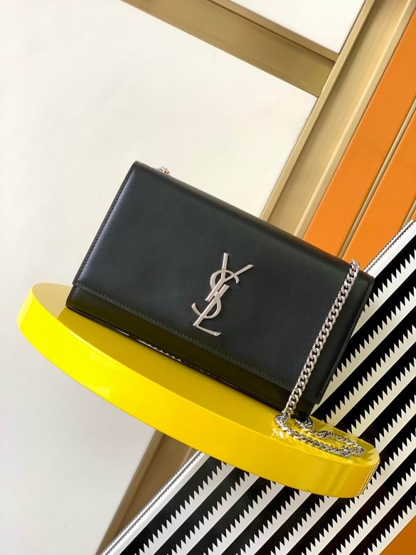Saint Laurent Kate Medium Chain Shoulder Bag in Black Leather