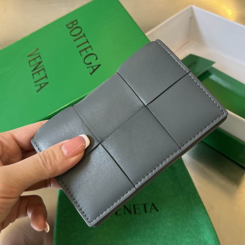 Bottega Veneta Cassette Intrecciato Card Case Wallet in Gray Leather