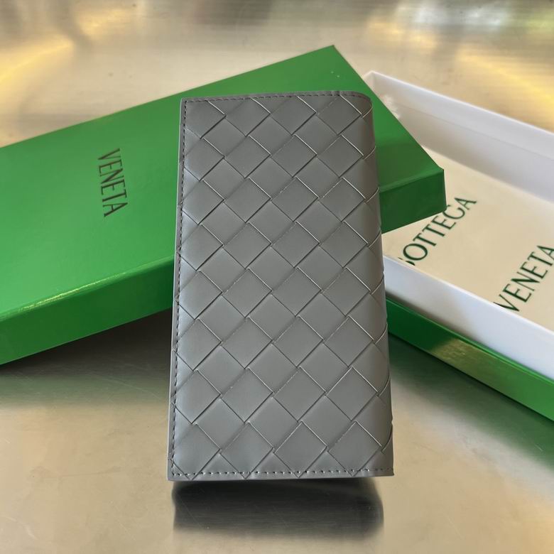 Bottega Veneta Intrecciato Long Bi-Fold Wallet in Grey Woven Leather