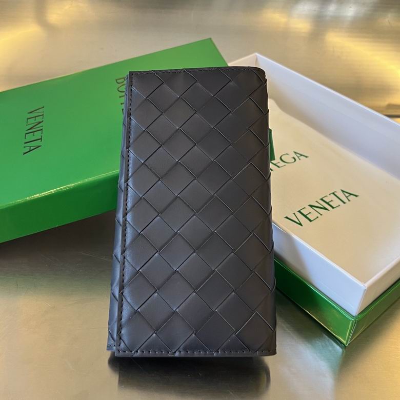 Bottega Veneta Intrecciato Long Bi-Fold Wallet in Dark Grey Woven Leather
