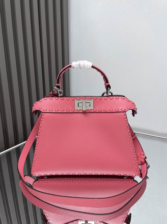 Fendi Peekaboo ISeeU Small Top-Handle Bag in Pink Grained Leather