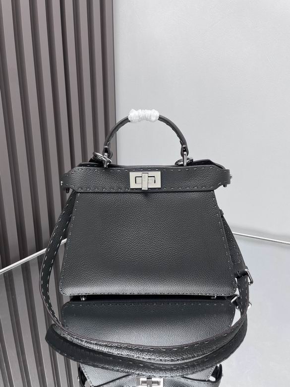 Fendi Peekaboo Iseeu Medium Top-Handle Bag in Black Grained Leather