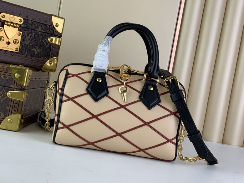 Louis Vuitton Speedy Bandoulière 20 Bag in Cream Leather with Malletage Piping
