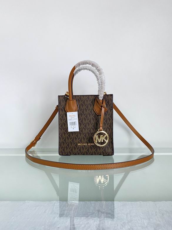 Michael Kors Mercer · 15×6×17 cm