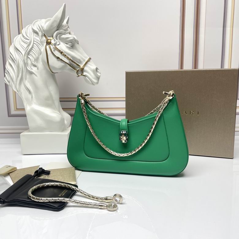 Bulgari Serpenti Baia Shoulder Bag in Green Leather with Snake-Chain Strap
