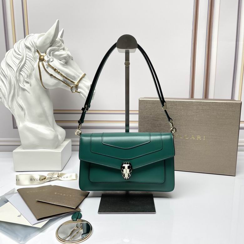 Bulgari Serpenti Forever East-West Shoulder Bag in Green Smooth Leather