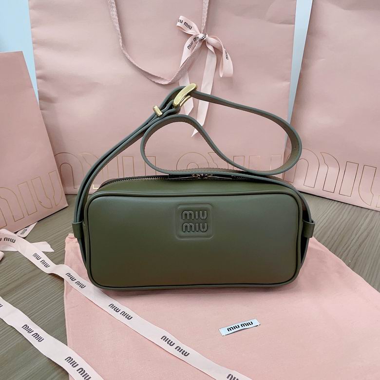Miu Miu Camera Bag Crossbody in Olive Green Leather with Logo Plaque