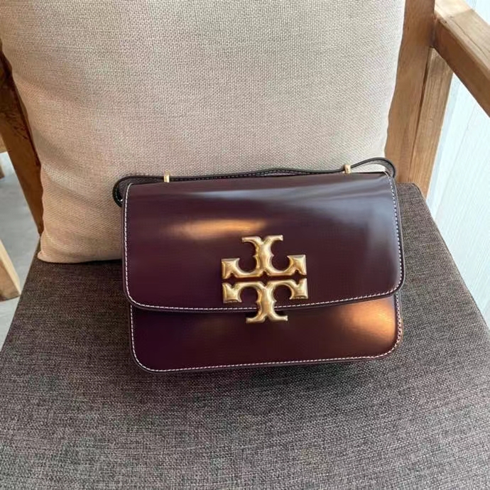 Tory Burch Eleanor Small Shoulder Bag in Burgundy Leather with Gold Logo