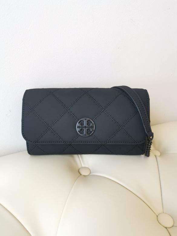 Tory Burch Willa Quilted Wallet Crossbody Bag in Black