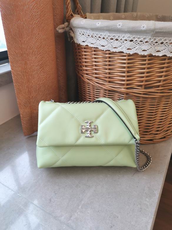 Tory Burch Kira Small Diamond-Quilted Convertible Shoulder Bag in Light Green
