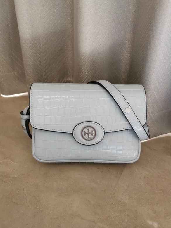 Tory Burch Robinson · 15.5×21×6 cm