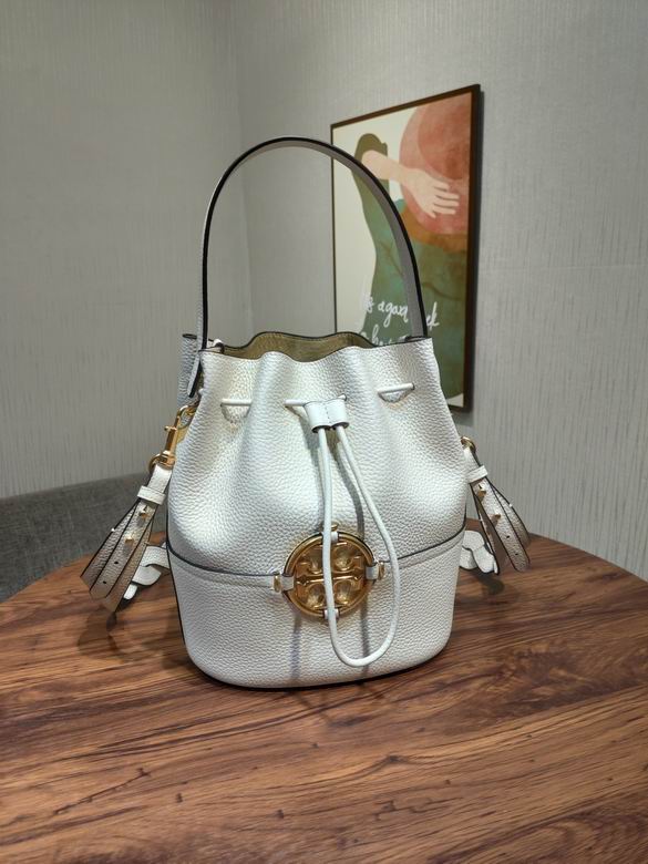 Tory Burch Miller Drawstring Bucket Bag in White Pebbled Leather