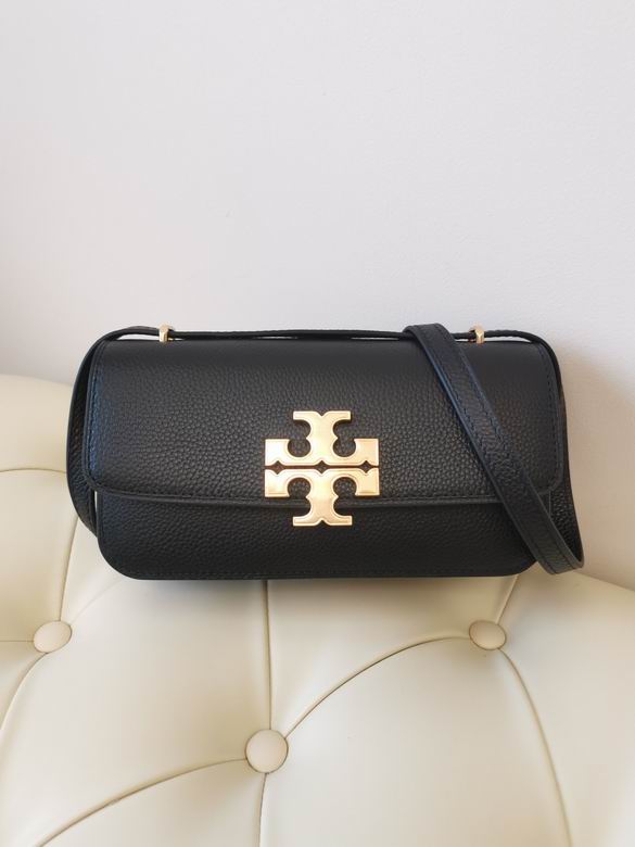Tory Burch Eleanor Small Shoulder Bag in Black Pebbled Leather
