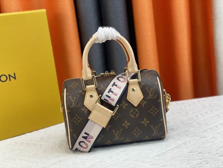Louis Vuitton Speedy Bandoulière 20 Bag in Monogram Canvas with Logo Strap