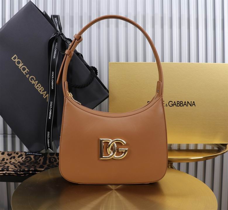Dolce & Gabbana 3.5 Shoulder Bag with DG Logo in Tan Leather