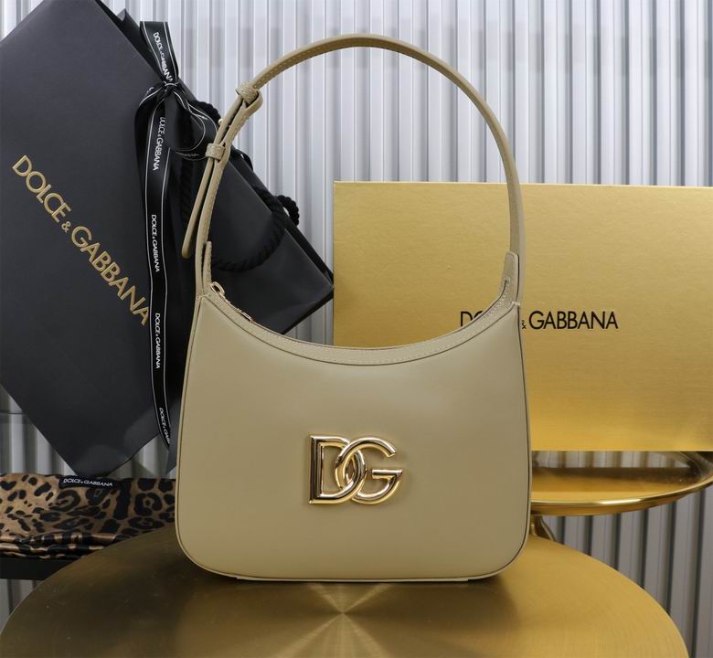 Dolce & Gabbana 3.5 · 22×18×6 cm