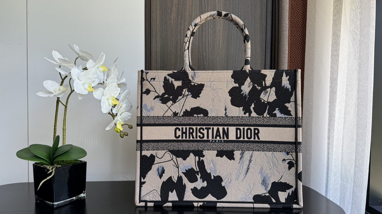 Christian Dior Book Tote Large in Beige and Black Floral Embroidered Canvas