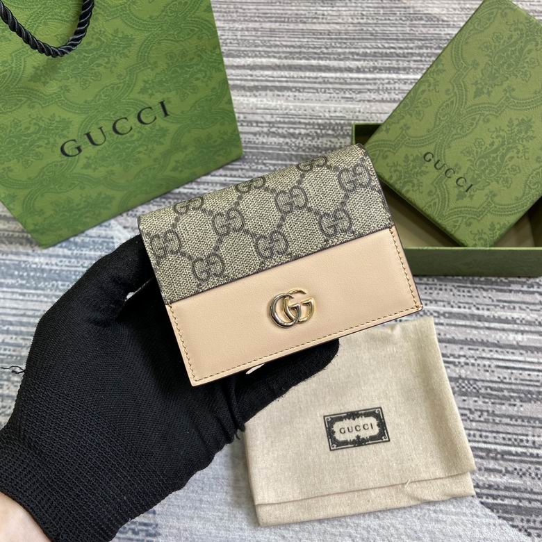 Gucci GG Marmont Card Case Wallet in Beige GG Supreme Canvas and Leather