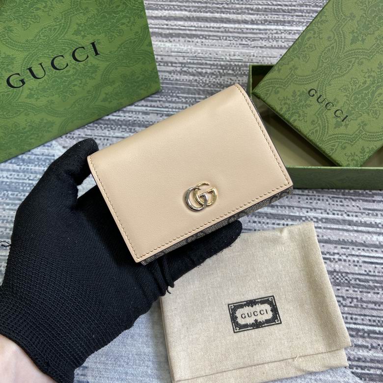 Gucci GG Marmont Bi-Fold Card Case Wallet in Beige Leather